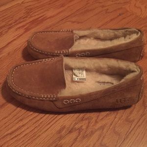 Women's UGG loafers