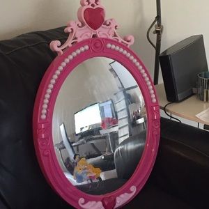 ✨SOLD☀️Disney Interactive Princesses Mirror