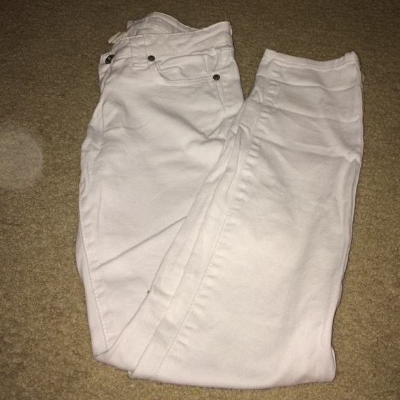 White- Blue Asphalt Jeans