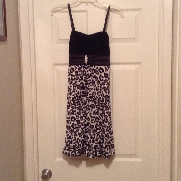 Size M. DEB brand dress.