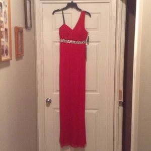 Size 5. Long red, one shoulder prom dress.