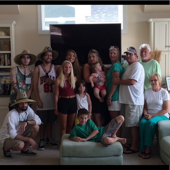 Meet your Posher,  Amberlea - Picture 8 of 8