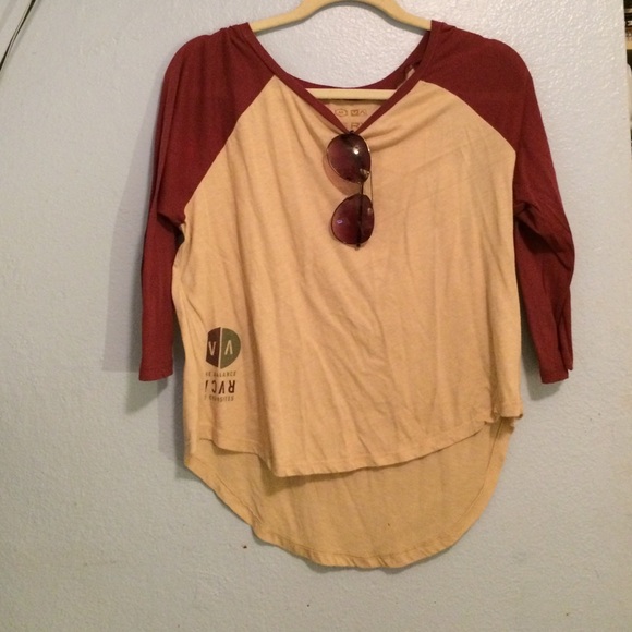 Loose RVCA tee
