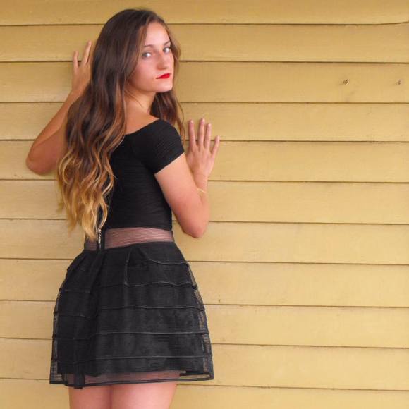 Meet your Posher, Rachel - Picture 1 of 1