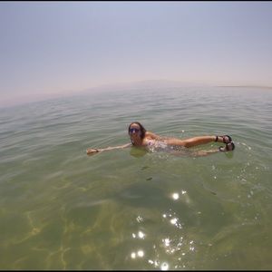 Meet your Posher, Zari