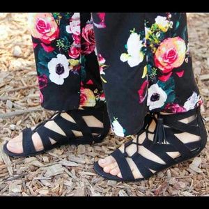 BNWT Sam and Libby gladiator sandals