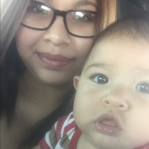 Meet your Posher, Dayra