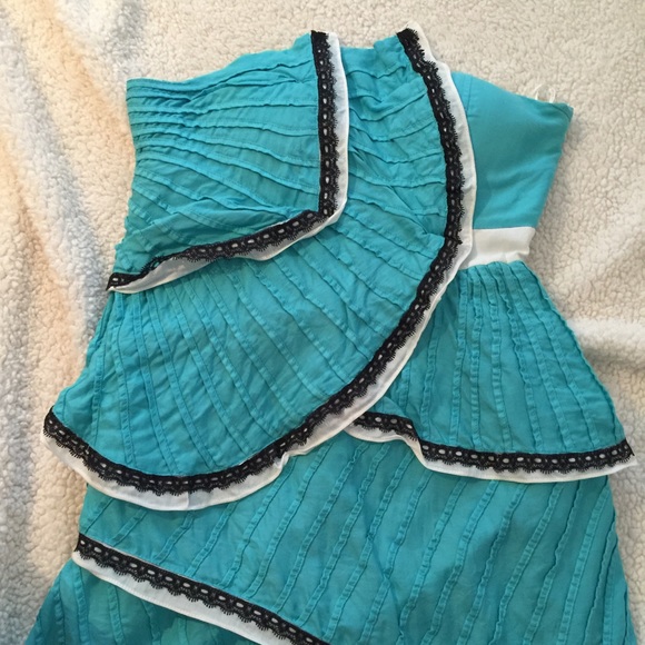 Fun and cute mini strapless dress