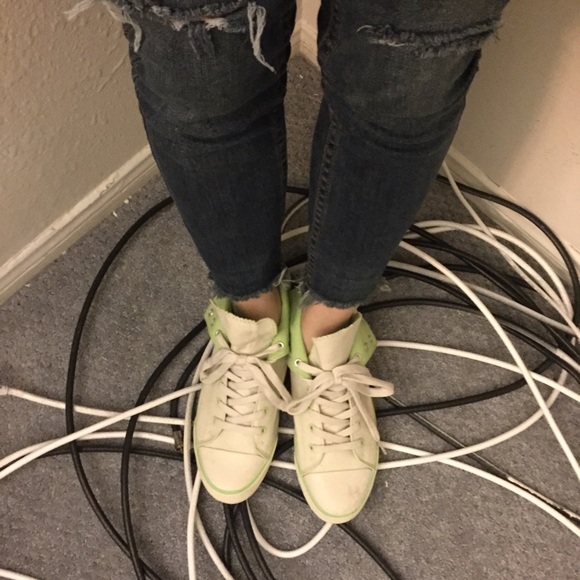 American eagle AE sneakers