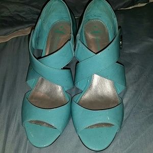 Teal Fergie heels