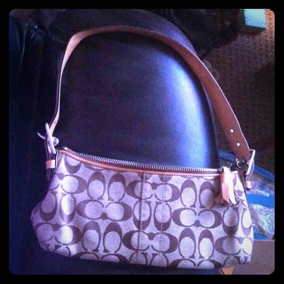 Coach shoulder bag