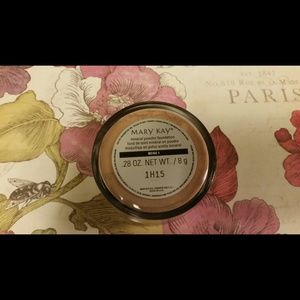 Mary Kay Mineral Powder Foundation