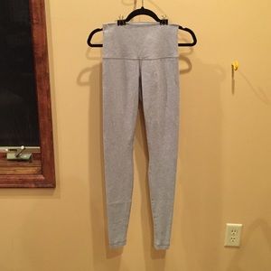 Gray COTTON high-waisted Lululemon leggings