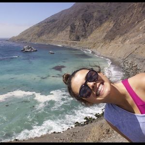 Meet your Posher, Angeline