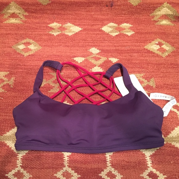 lululemon athletica Other - Lululemon Free to Be bra
