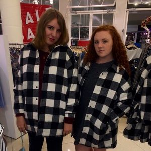 Meet your Posher, Peri