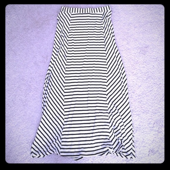 Maxi skirt