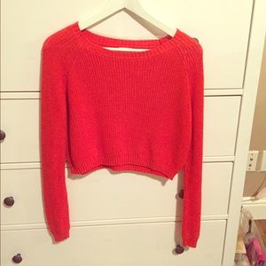 Long sleeve knit