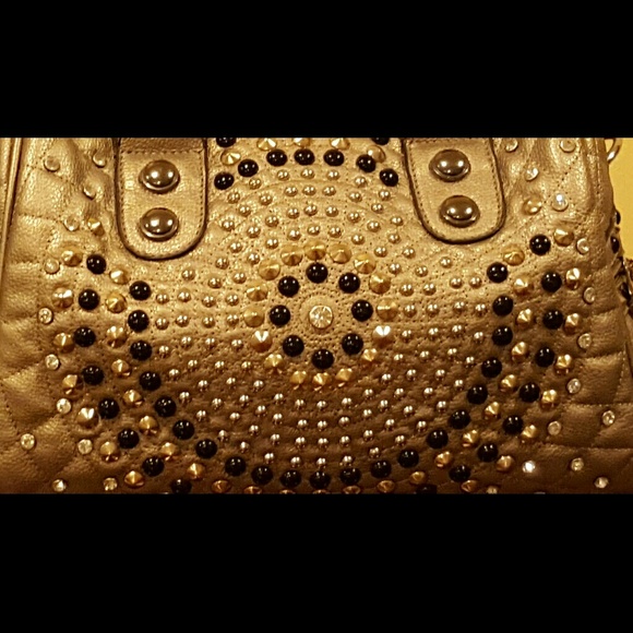 ONE DAY SALE Beautiful sexy handbag - Picture 2 of 7