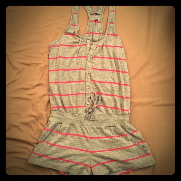 Aritzia TNA Jumpshorts