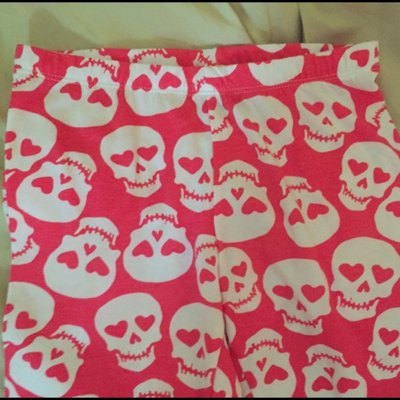 💀 SOLD 💀 pink & white skull leggings - Picture 4 of 4