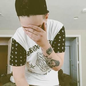 Meet your Posher, Aaron