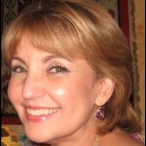 Meet your Posher, Estela