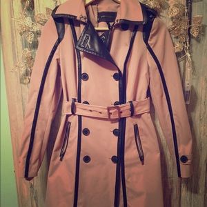 BCBG trench coat/ Rain coat XXS