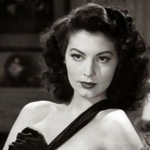 Meet your Posher, Mariah