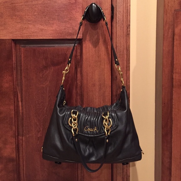 Black coach shoulder satchel - Picture 2 of 3