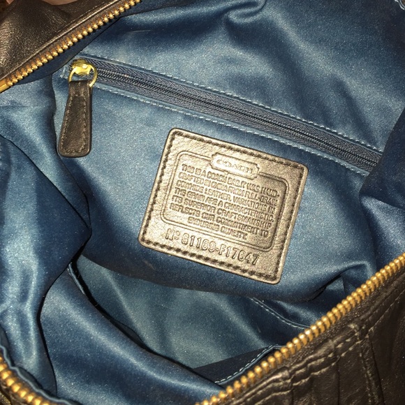 Black coach shoulder satchel - Picture 3 of 3