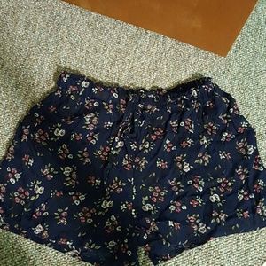 Flowy Rue 21 Shorts