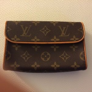 ‼️SOLD✅AUTHENTIC!Vintage belt pouch Louis Vuitton