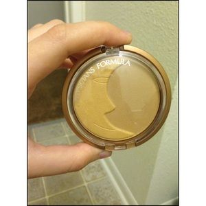 Moon shape bronze and highlight
