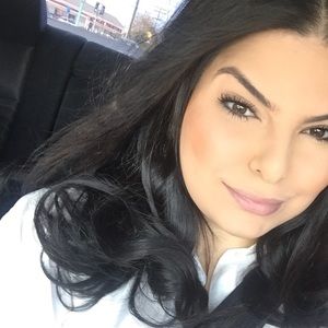 Meet your Posher, Karin