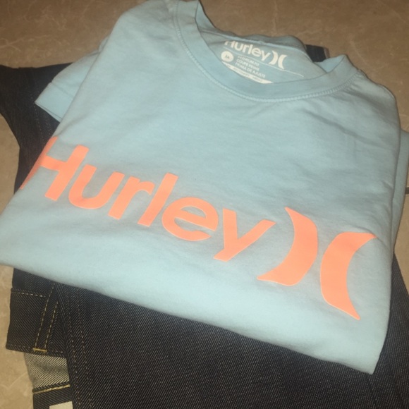 Hurley t-shirt