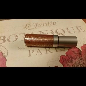 SOLD!!! Mary Kay NouriShine Lip Gloss