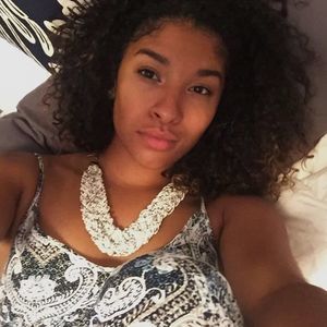 Meet your Posher, Jasmine