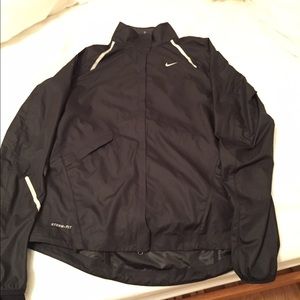 Nike stormfit running jacket