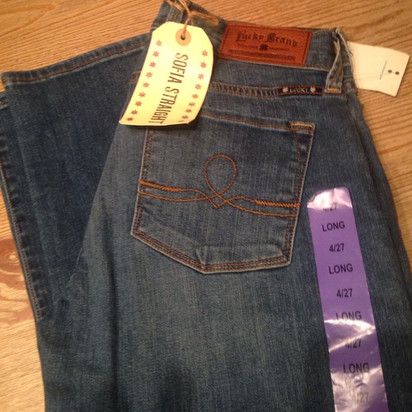NWT Lucky Jeans Sofia Straight. 4/27 Long
