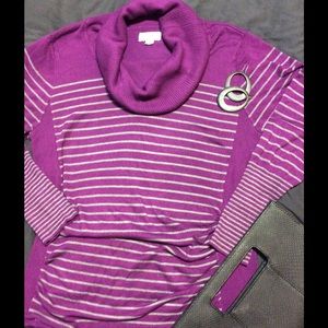 Cute Avenue Cowl Neck Sweater - Size 14/16