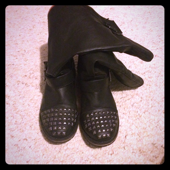 Black Riding Boots