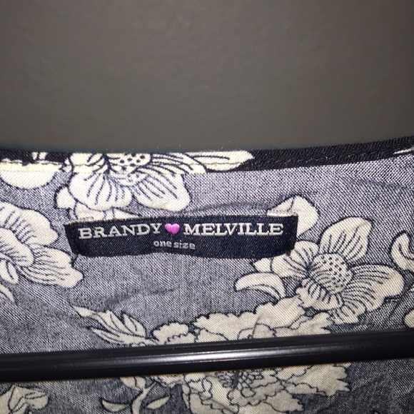 Brandy Melville Alexis Kimono Top - Picture 4 of 4