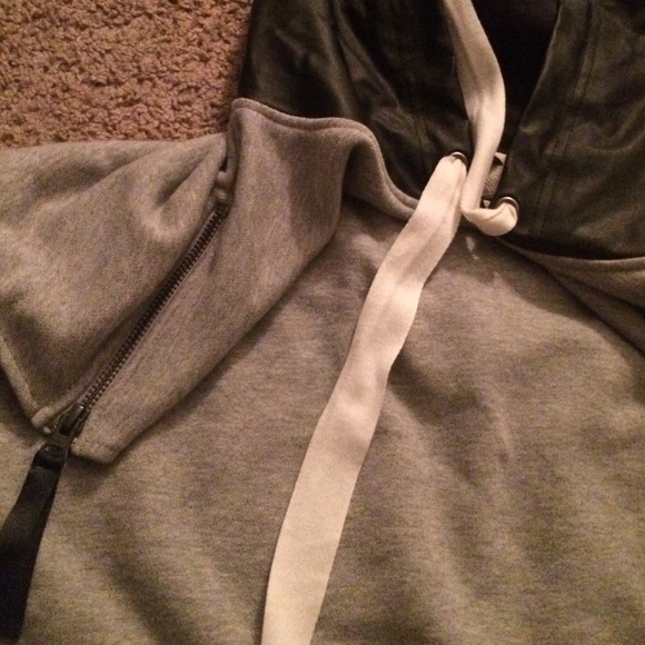 Faux leather accented hoodie - Picture 3 of 3
