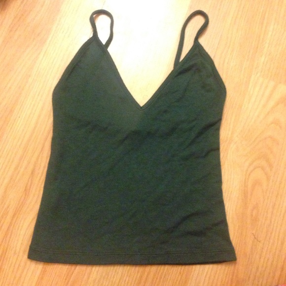 Deep green tank/crop top.
