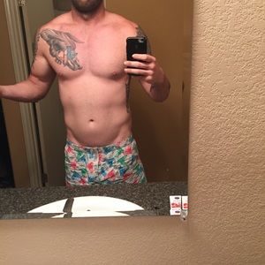 Meet your Posher, Travis