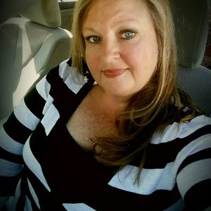 Meet your Posher, Denise