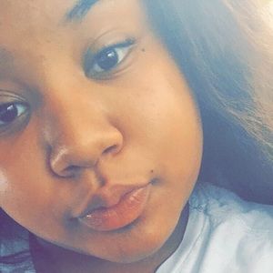 Meet your Posher, Kadijah