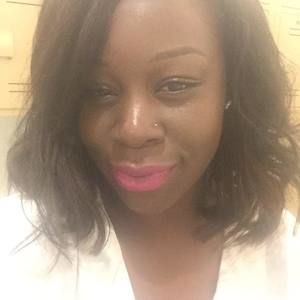 Meet your Posher, Raquel