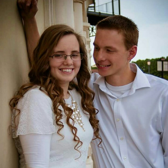 Meet your Posher, Sarah - Picture 1 of 1